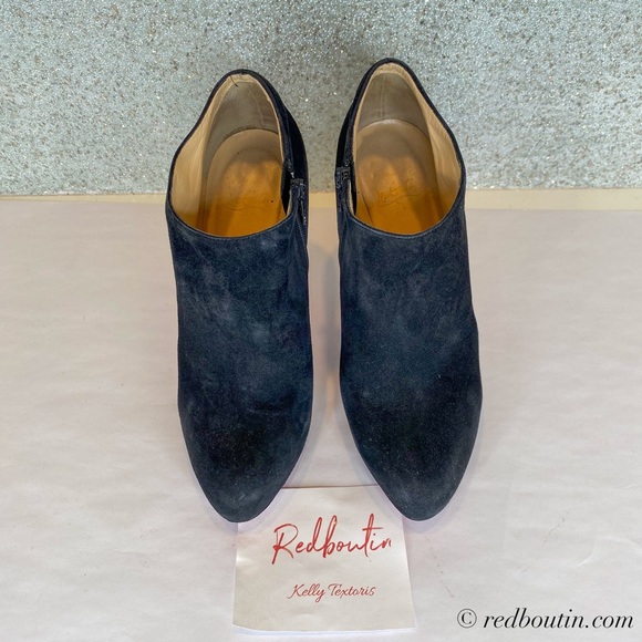 ♥️SOLD Louboutin Vicky Black Suede Ankle Boots - Picture 4 of 8